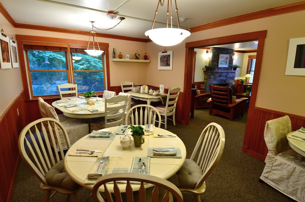 The Heron Inn & Day Spa - photo 39