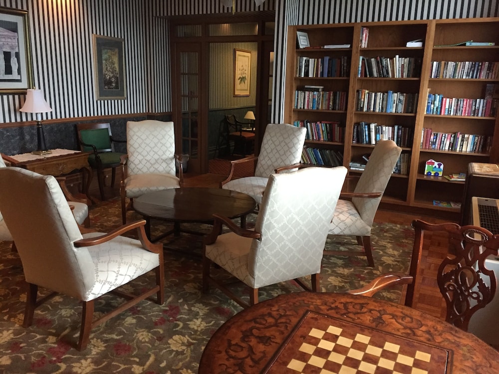 Perry Hotel - photo 37