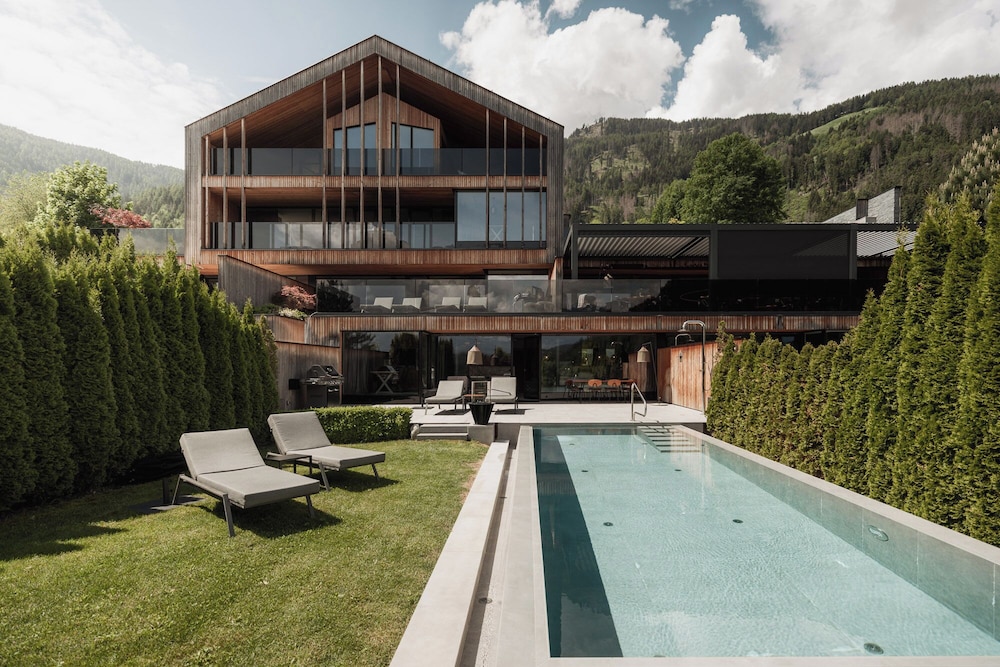 Chalet Purmontes — 4-Star Luxury Hotel in San Lorenzo Di Sebato, Italy