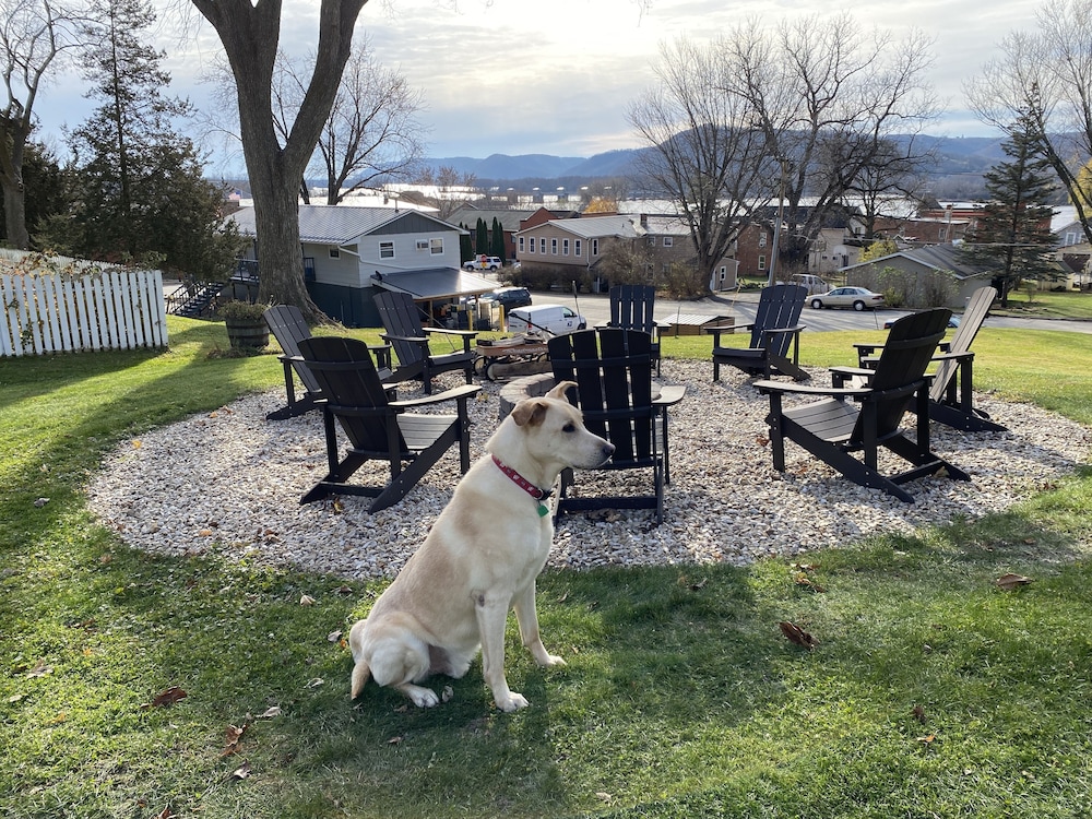 Little Bluff Inn - photo 25