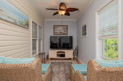 Nemo's Place by Oak Island Accommodations - photo 15