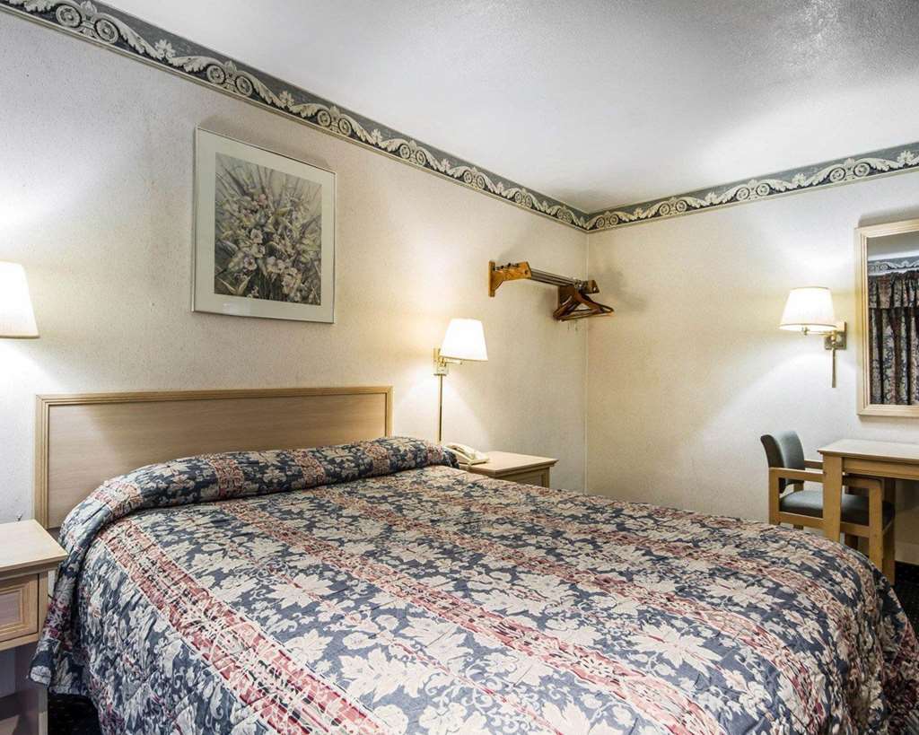 Rodeway Inn Monterey Near Fairgrounds - photo 19