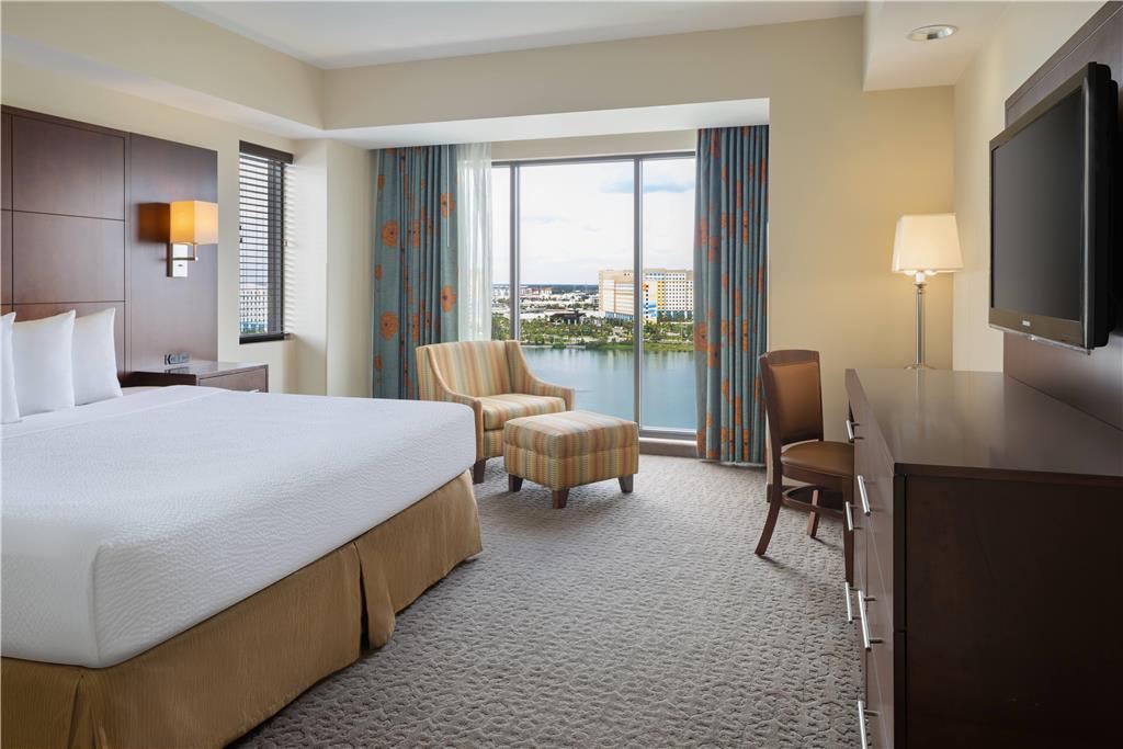 Ramada Plaza Resort & Suites by Wyndham Orlando Intl Drive - photo 41