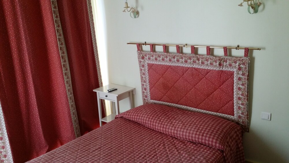 Hotel Marcellin — Beaulieu Sur Mer — photo 5