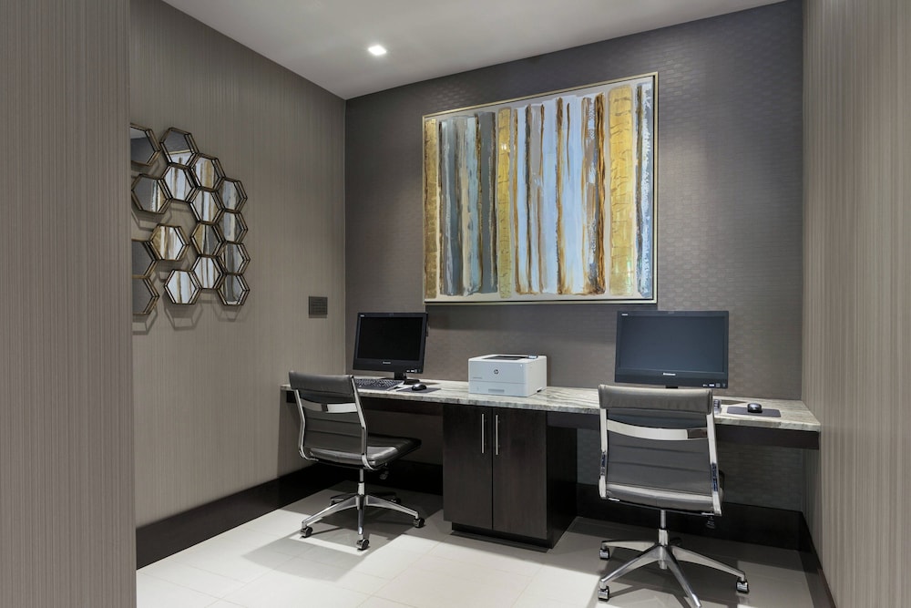Courtyard by Marriott Edgewater NYC Area - photo 26