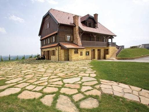 Rooms Bolfan Vinski Vrh — 4-Star Luxury Hotel in Hrascina, Croatia