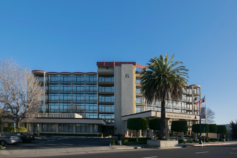 Oakland Airport Executive Hotel in Oakland, United States