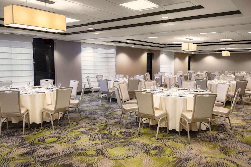 Hilton Garden Inn South Bend - photo 49