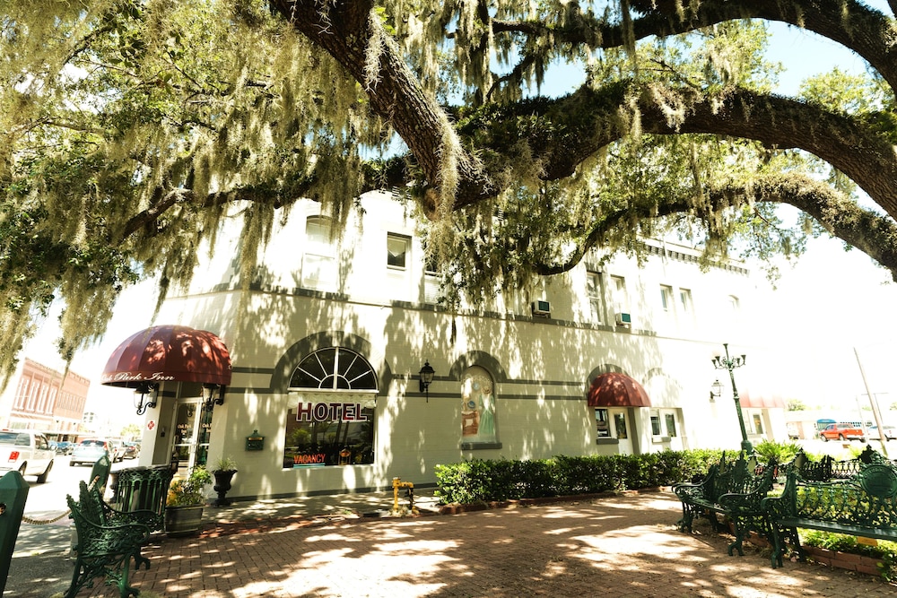 Oaak Tree Hotel - photo 262