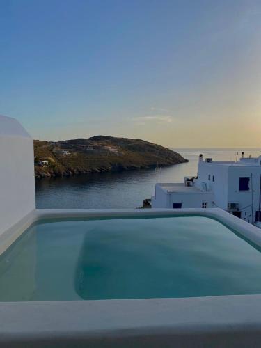 Vista Mare Suites in Kythnos, Greece