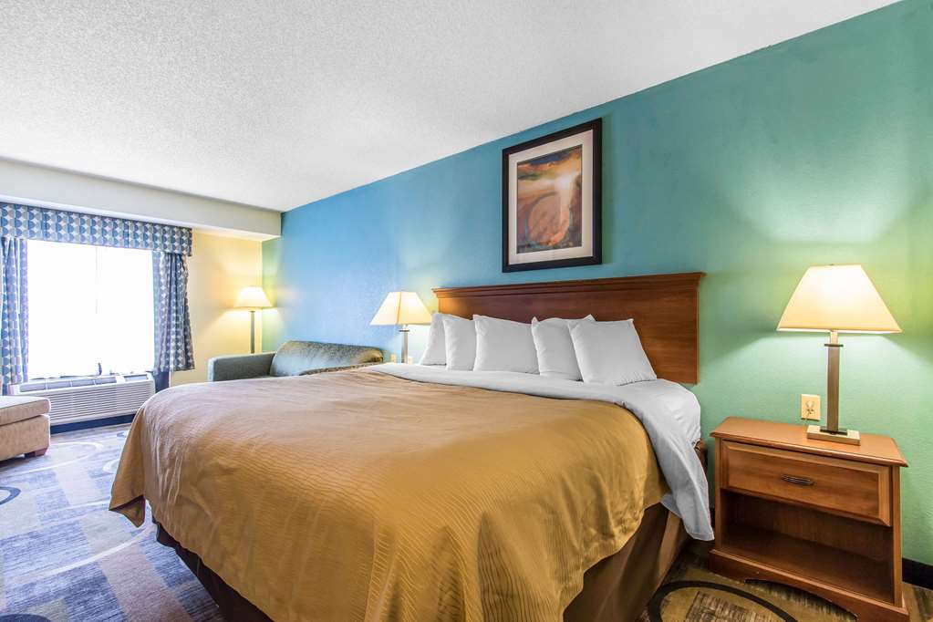 Quality Inn & Suites Memphis East - photo 10