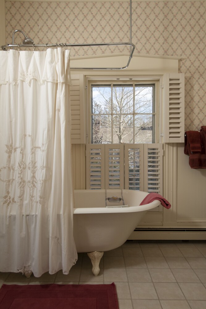 Liberty Hill Inn - photo 50