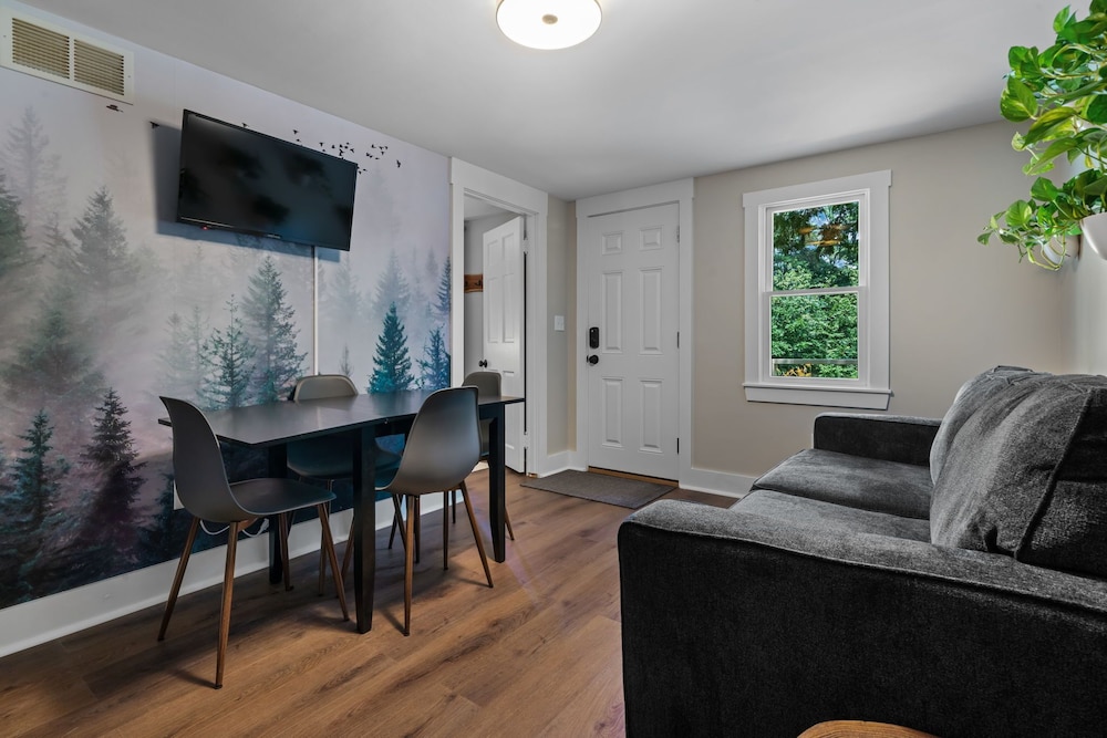 The Aurora Inn & Cottages - photo 108