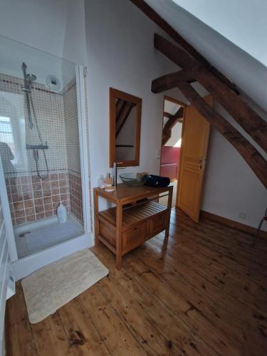 L'auberge de la hutte - carbon neutral hotel in Unknown City