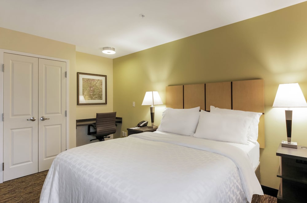 Candlewood Suites Brighton by IHG - photo 8