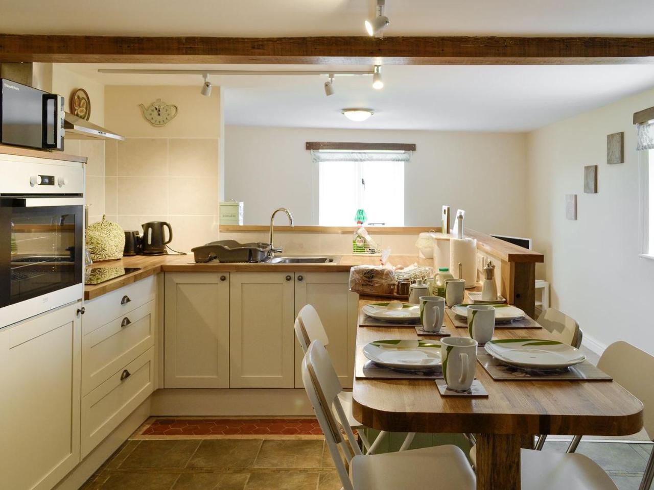 Beech Cottage — 4-Star Luxury Hotel in Denbigh, United Kingdom