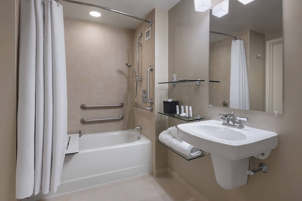Princeton Marriott at Forrestal - photo 14