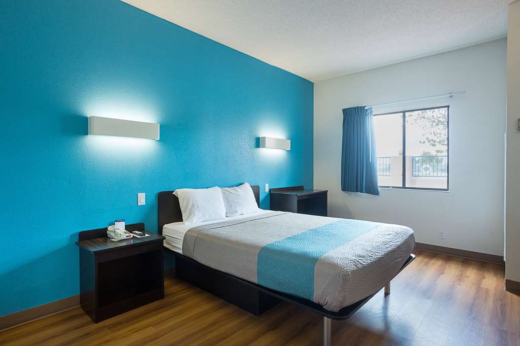 Motel 6 Page AZ - photo 23