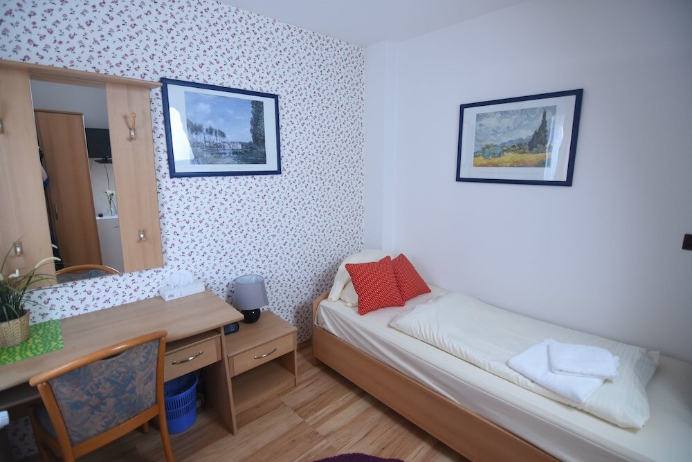 Hotel Aran — Hemmingen — photo 5