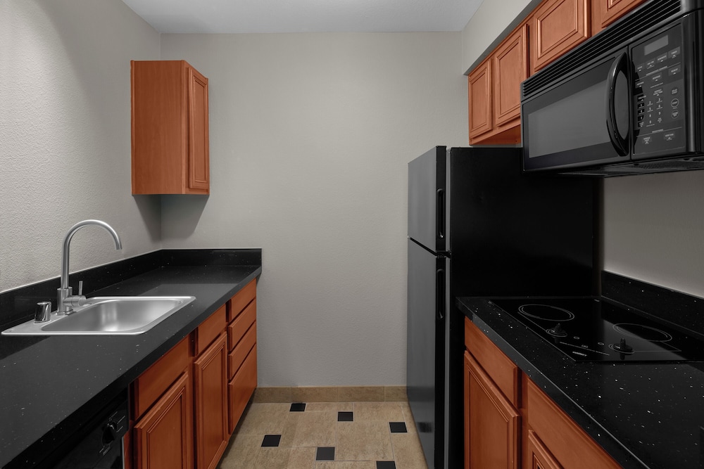 Larkspur Landing Extended Stay Suites Sunnyvale - photo 10