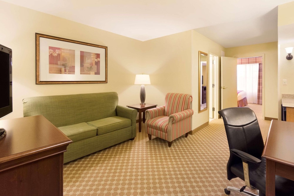 Country Inn & Suites by Radisson Covington LA - photo 13