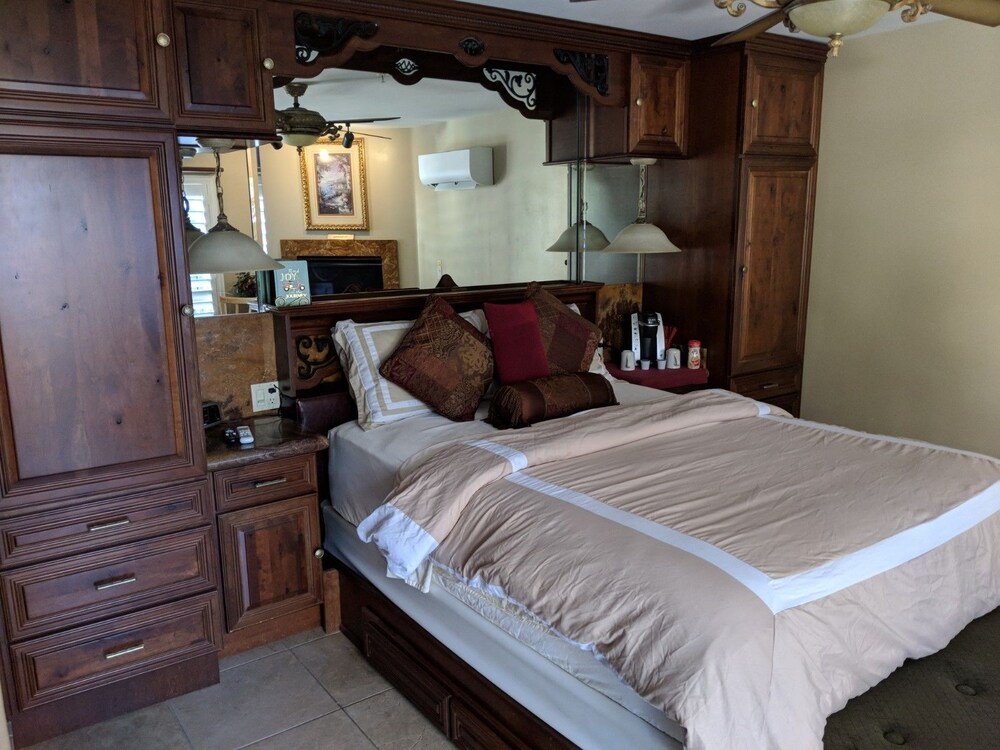 Milos Inn in Boulder, United States