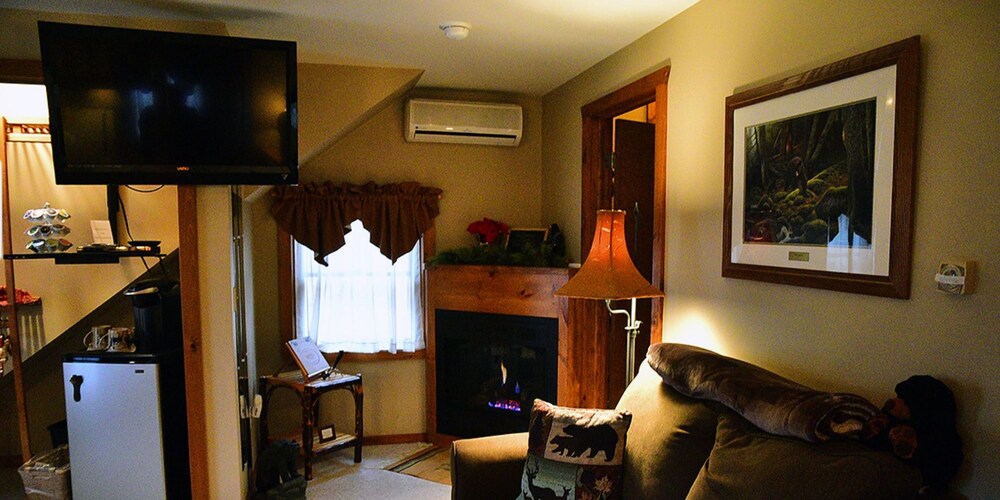 Bear Lodges & 131 Main Street - photo 34