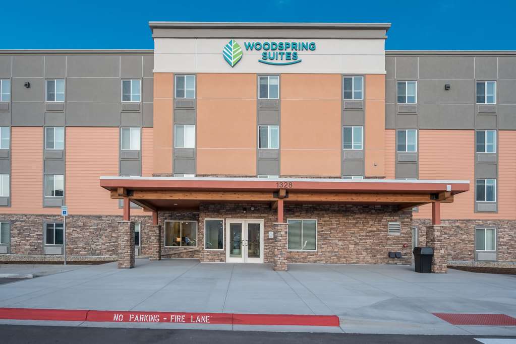 WoodSpring Suites Colorado Springs North Air Force Academy - photo 5