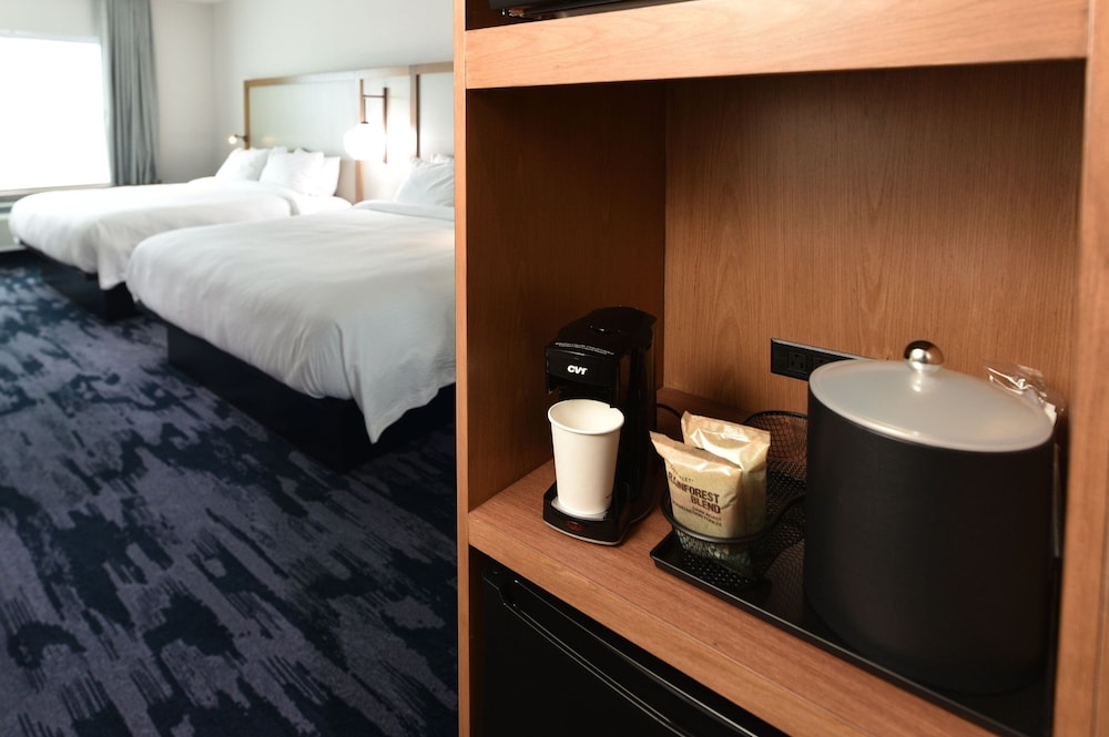 Fairfield Inn & Suites by Marriott Anaheim Los Alamitos - photo 10