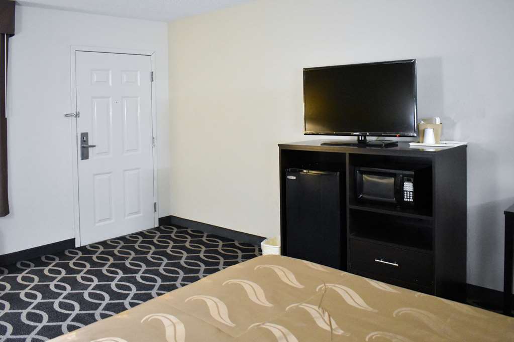 Quality Inn Reidsville Hwy 29 - photo 16