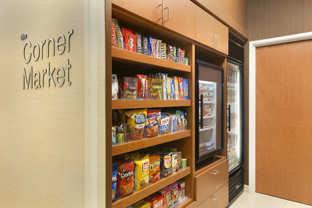 Fairfield Inn & Suites by Marriott Midland - photo 20