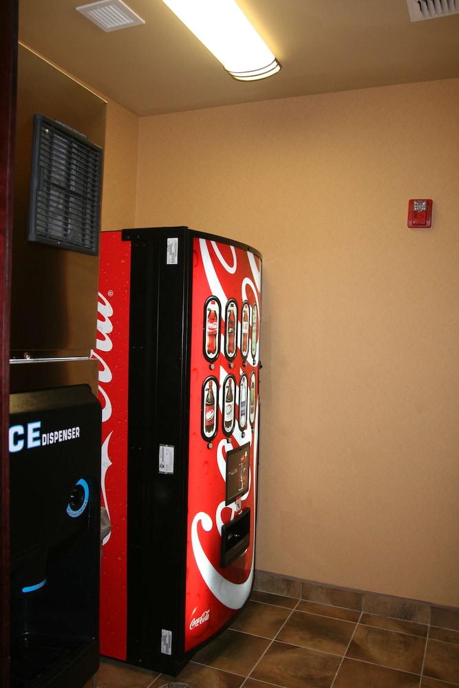Hampton Inn & Suites Mission - photo 15