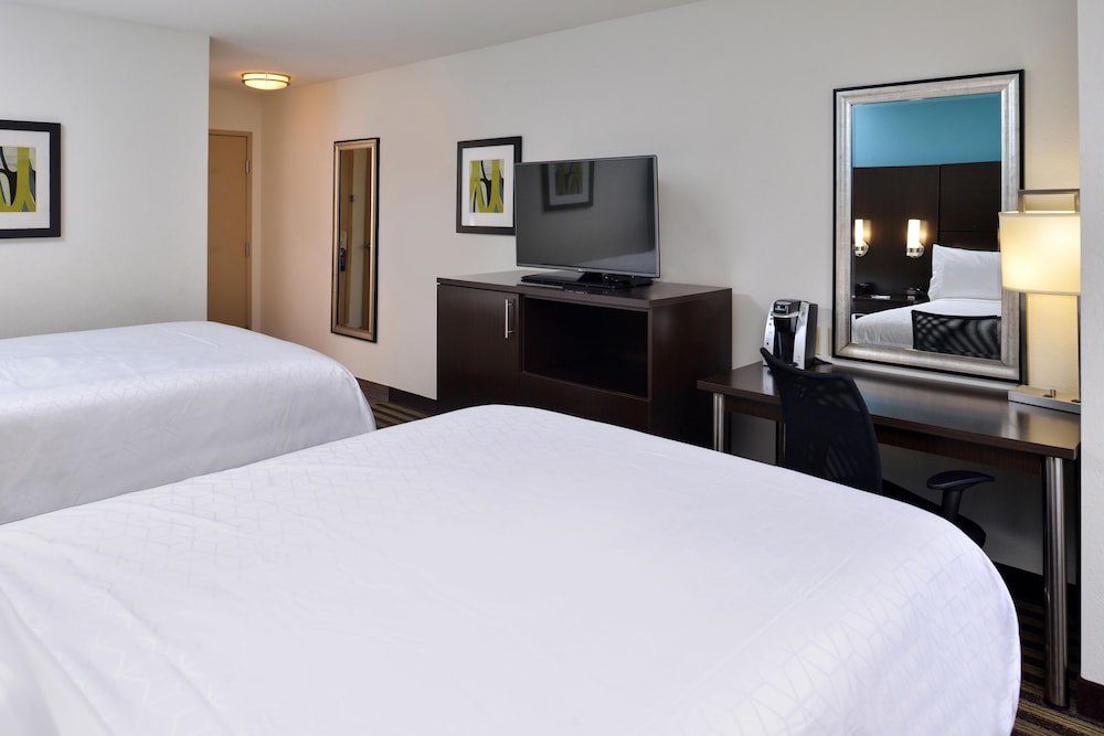 Holiday Inn Express Montgomery East I 85 by IHG - photo 5