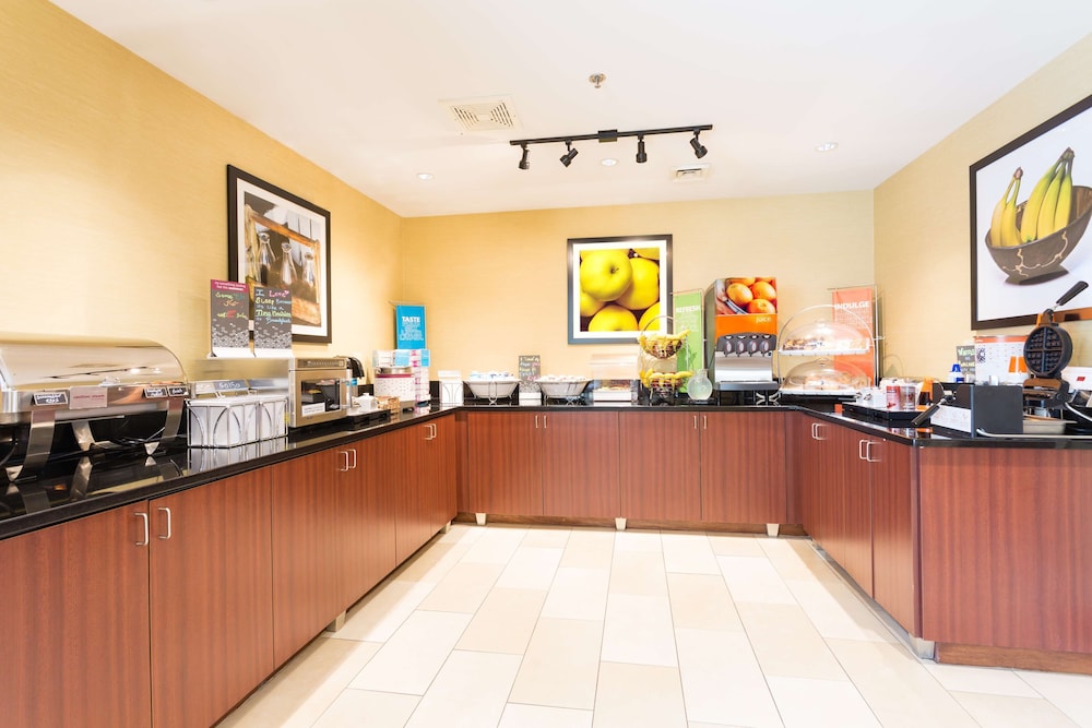 Hampton Inn Havelock - photo 35