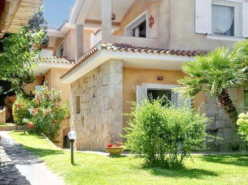 Elegant House with Sea View in Cannigione — 4-Star Luxury Hotel in Cannigione, Italy