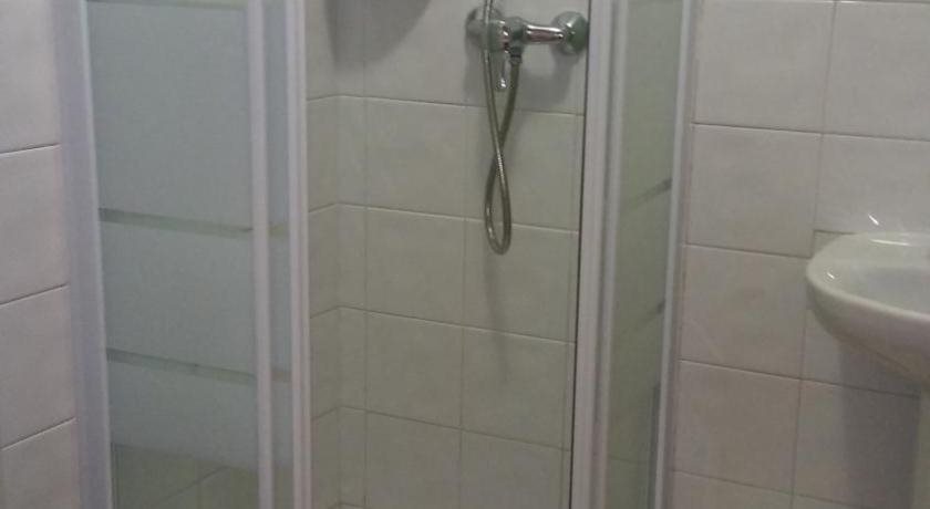 Hostal Tarantelo Conil — 4-Star Luxury Hotel in Conil De La Frontera, Spain