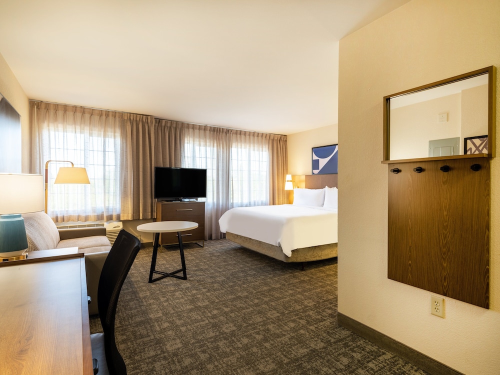 Staybridge Suites Milwaukee Airport South by IHG - photo 13