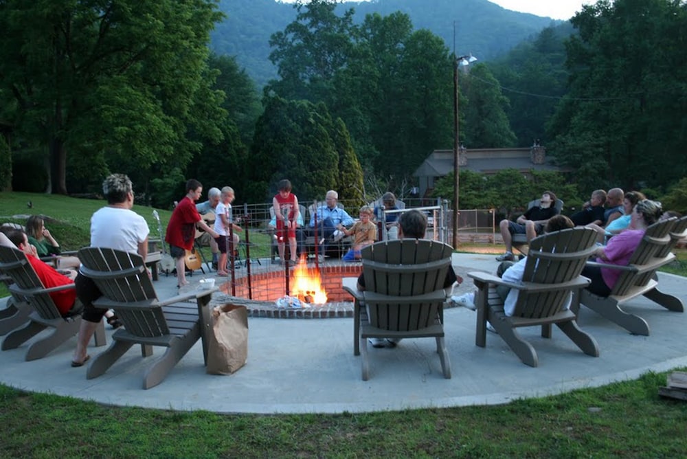 Fontana Village Resort — hotel in Robbinsville