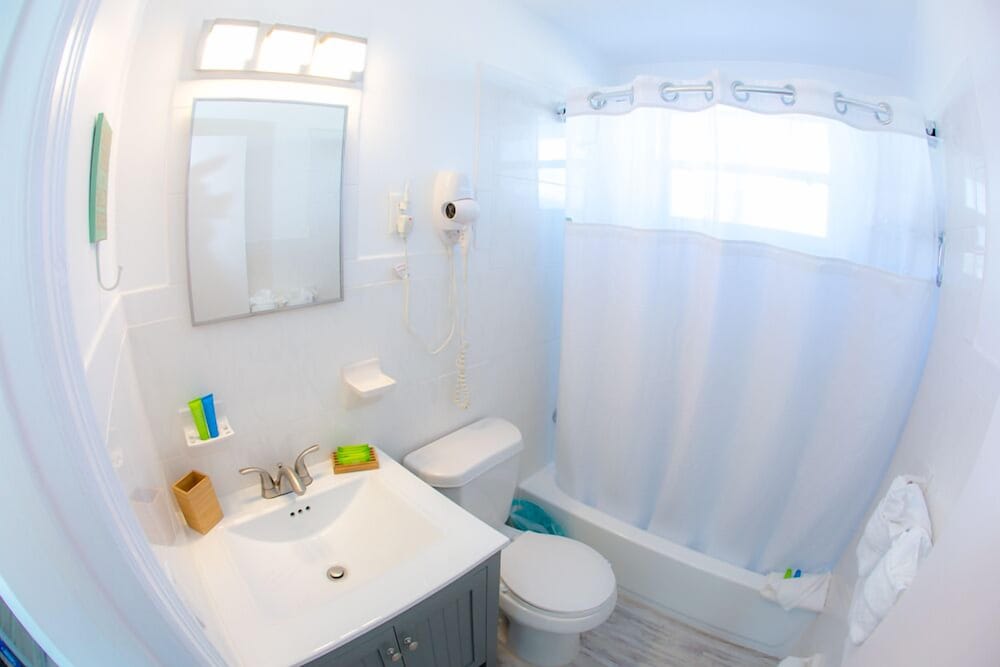St Pete Beach Suites - photo 74