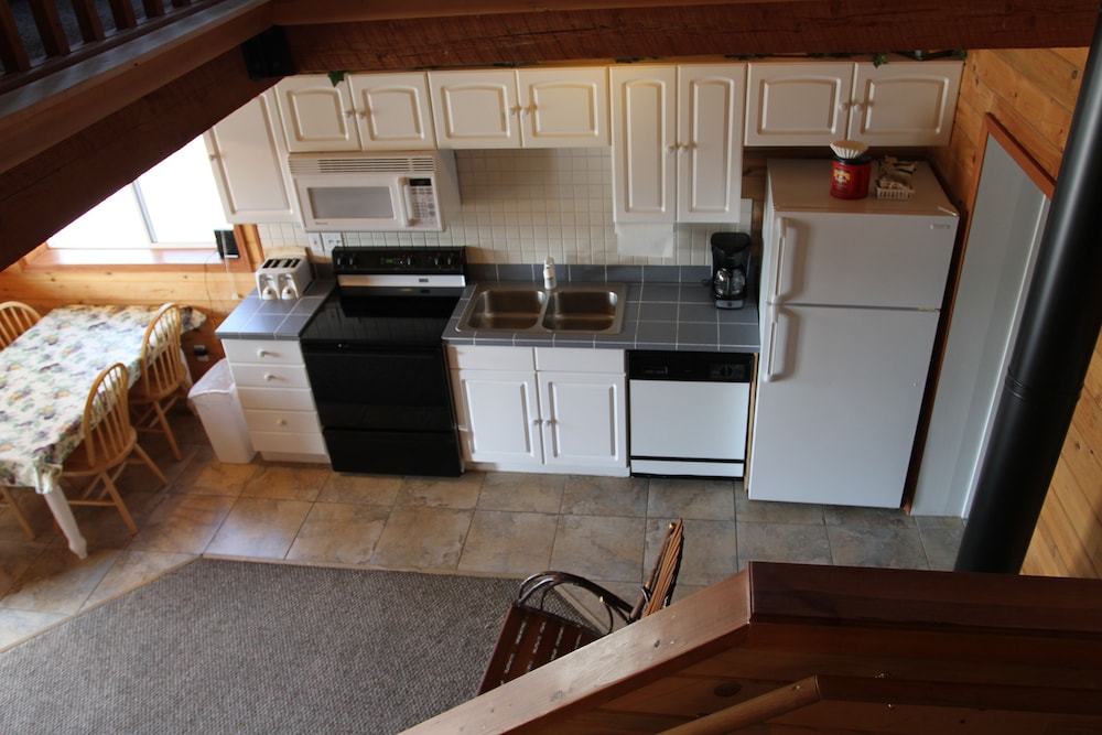 Lakeside Resort and Motel - photo 24