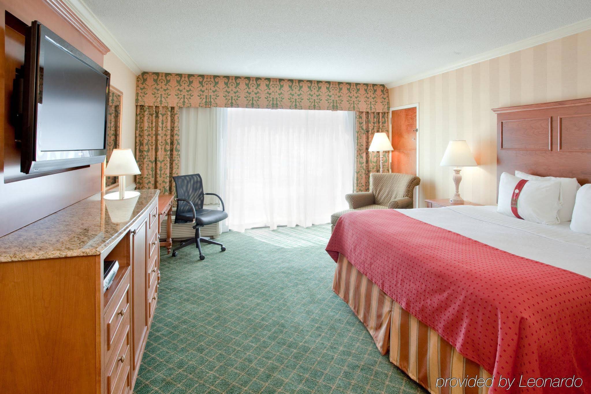 Holiday Inn University Blacksburg - photo 27