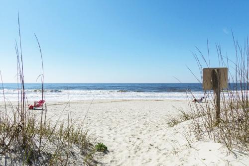 1 4 Us by Oak Island Accommodations - photo 4