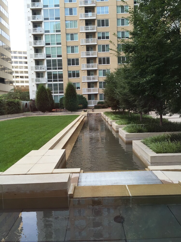 Concord by Executive Apartments — 4-Star Luxury Hotel in Arlington, United States