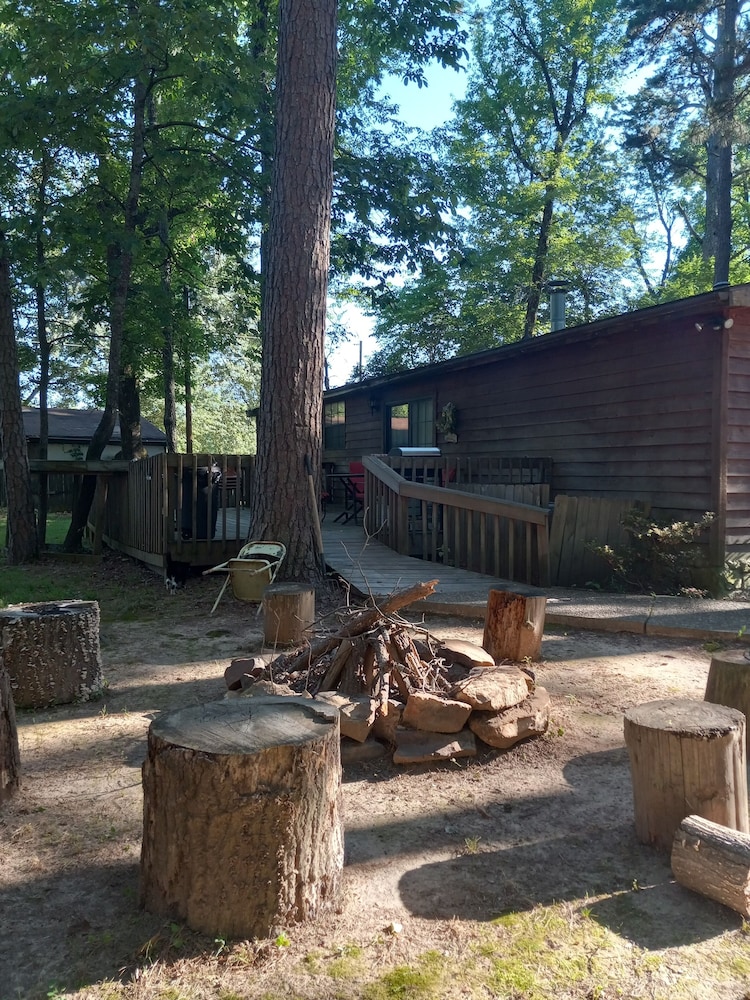 Cedar Falls Motel - photo 16