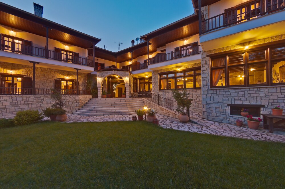 Giamandes Hotel - carbon neutral hotel in Pyli