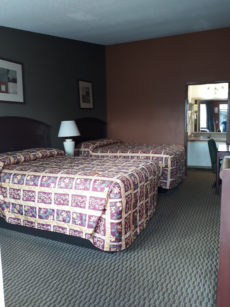 Express Inn — Thomson — photo 3