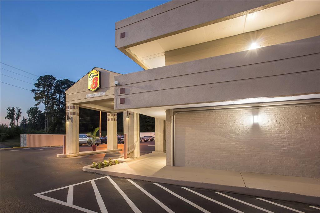 Super 8 by Wyndham Commerce - photo 8
