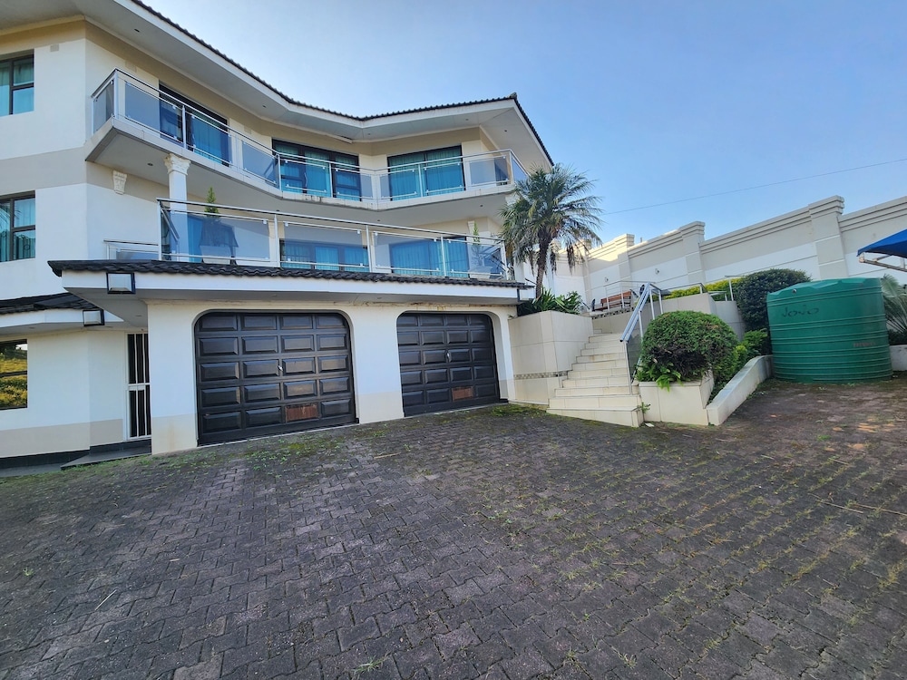 Silver Gates BnB — 4-Star Luxury Hotel in Mbabane, Swaziland