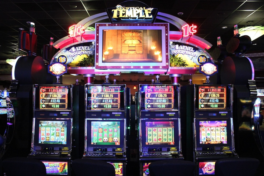 Lucky 7 Casino & Hotel Howonquet Lodge - photo 38