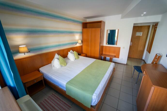 Apollo Hotel - carbon neutral hotel in Unknown City